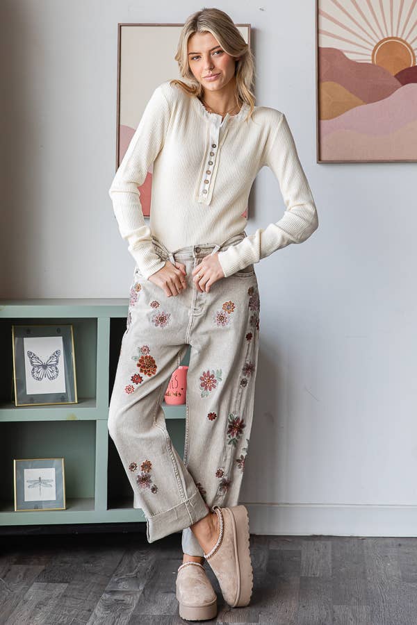 The Ellen Embroidered Floral Straight Leg pant