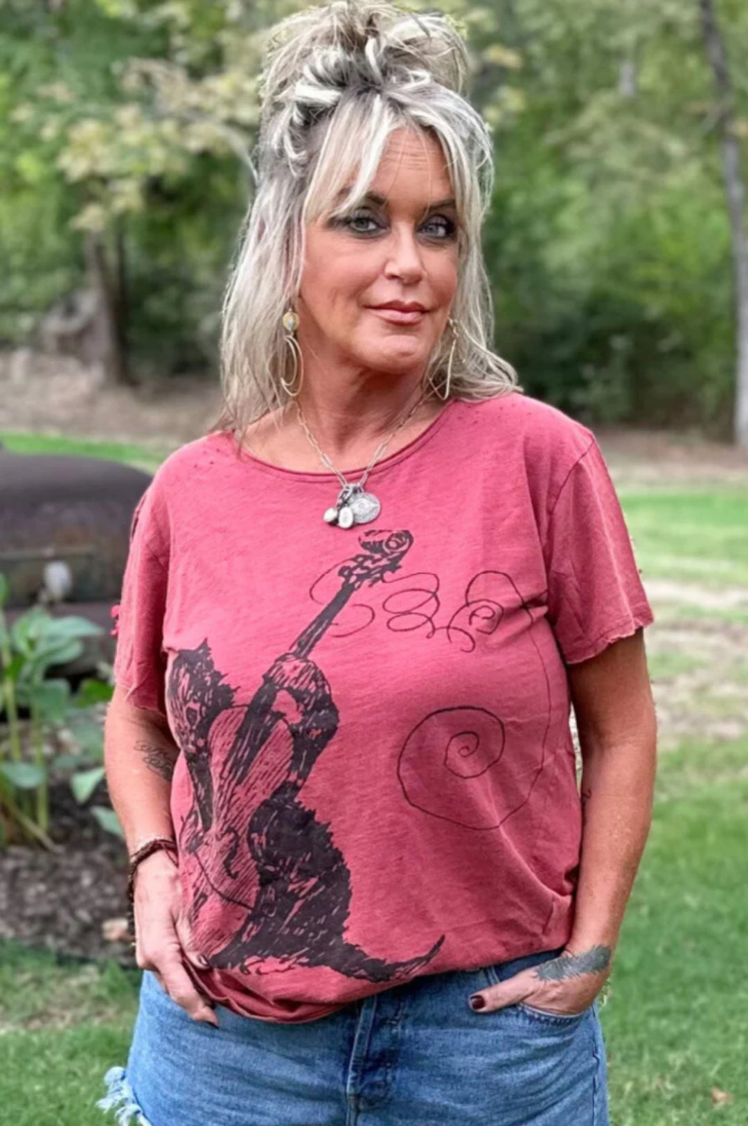 Moon Dance Distressed Cotton Tee Top in Cat & The Fiddle