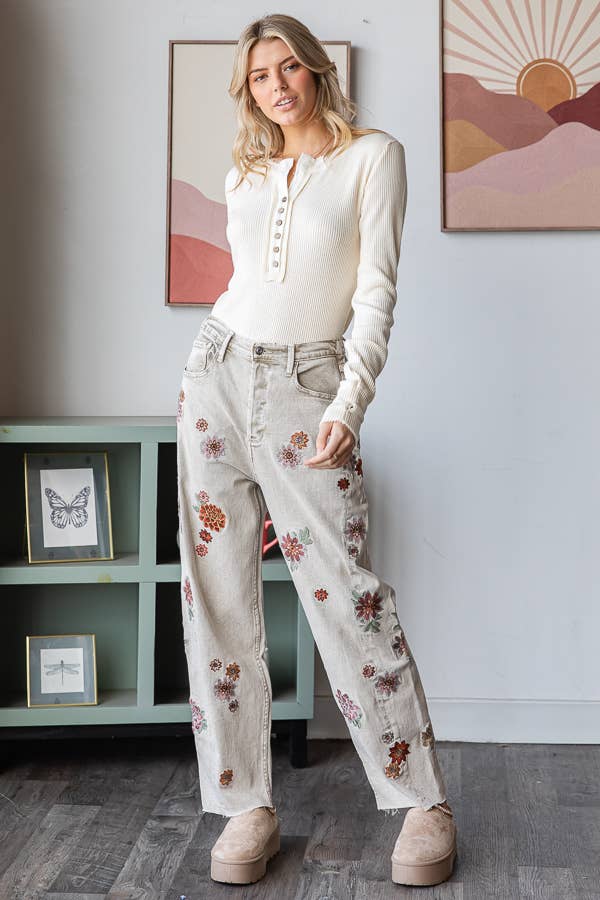 The Ellen Embroidered Floral Straight Leg pant