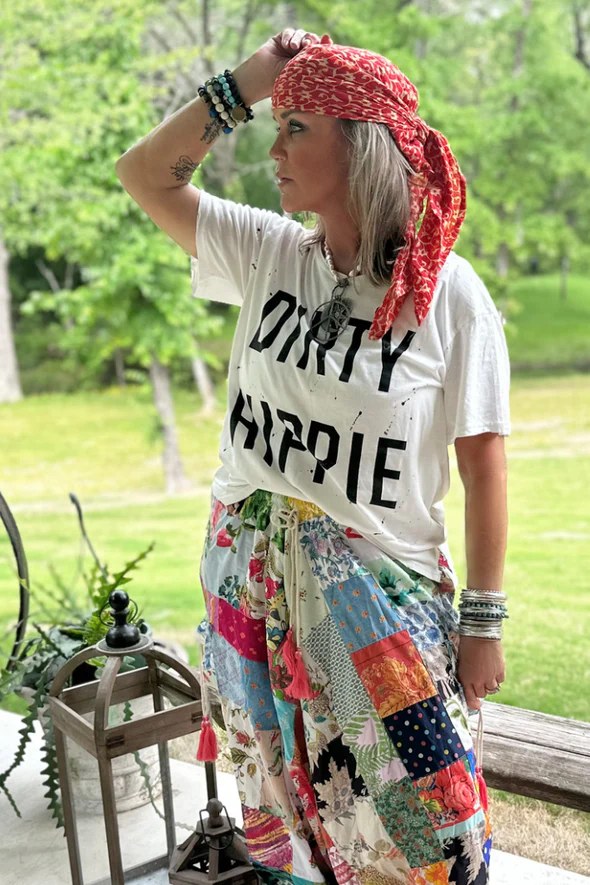 Dirty Hippie Tee in Parchment